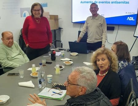 Charla de Andy Faur sobre antisemitismo