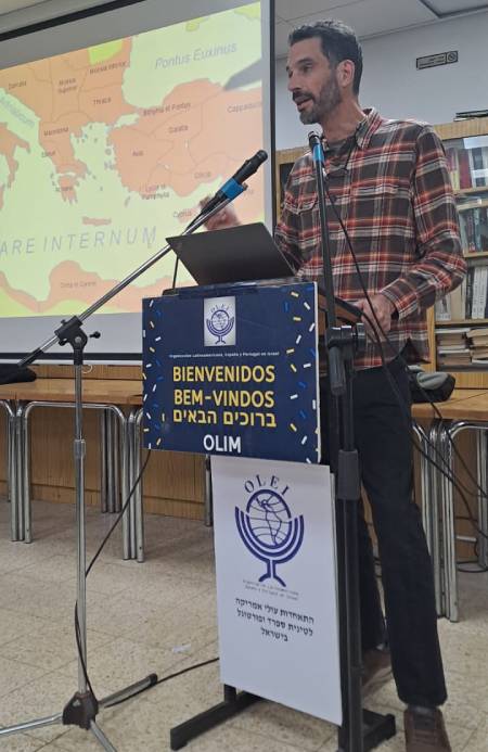 Francisco Gil White en la OLEI: Una mirada profunda al antisemitismo a lo largo de la historia