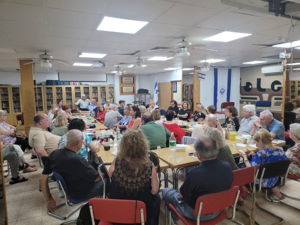 Encuentro con las filiales en Tel Aviv